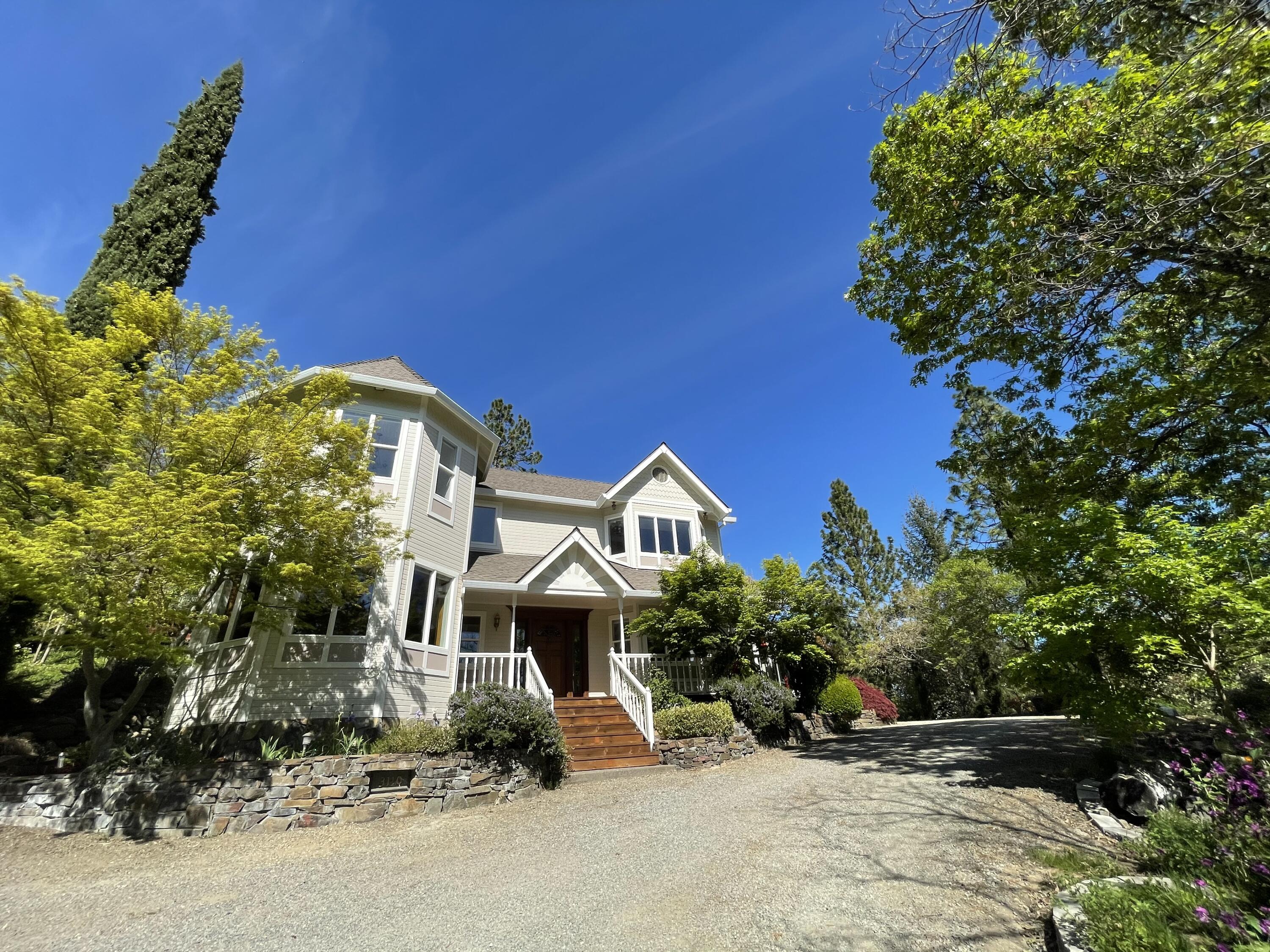 3110 Anderson Creek Road Talent, OR 97540 - Photo 41 of 58 Main- back