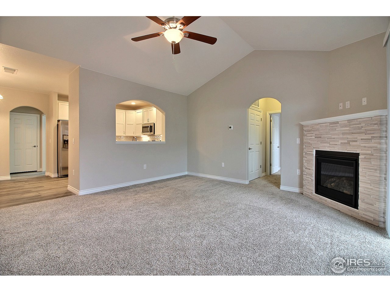 4672 West 20th Road, Unit 724 Greeley, CO 80634 - Photo 6 of 36 Living Room