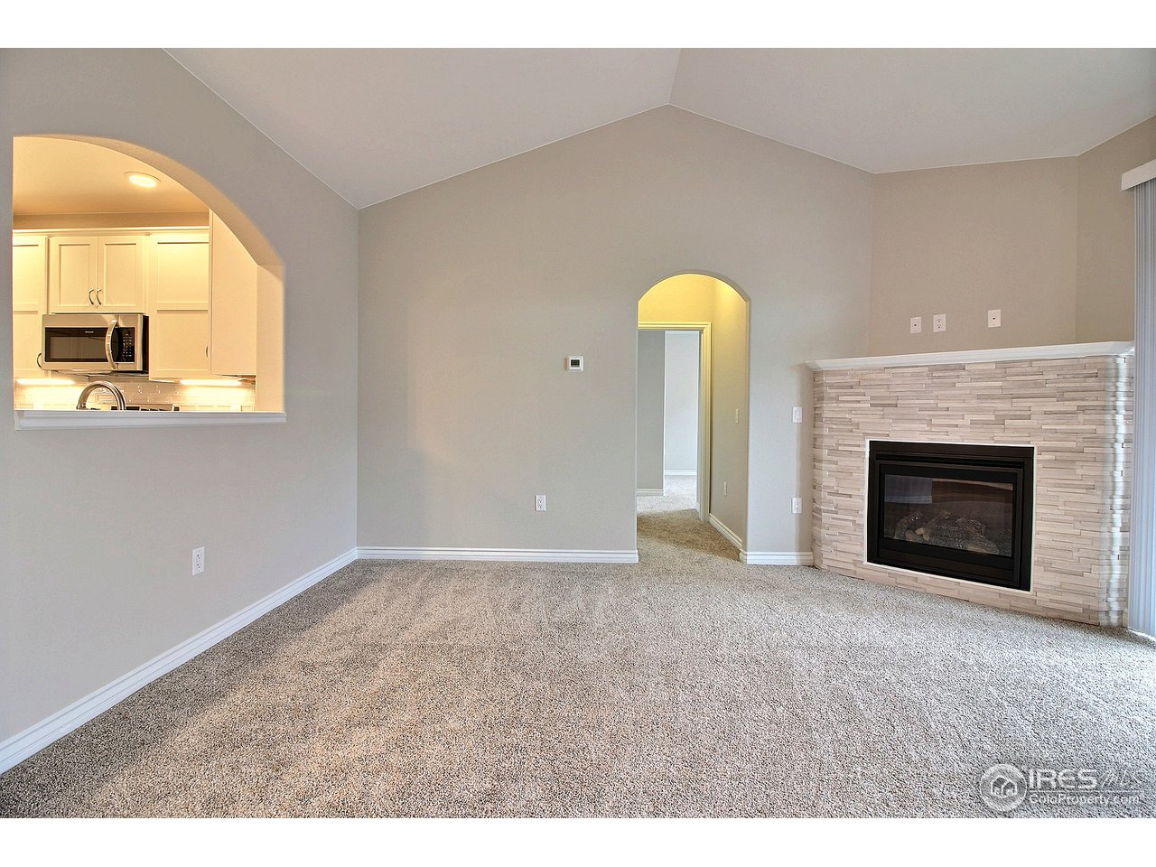 4672 West 20th Road, Unit 724 Greeley, CO 80634 - Photo 7 of 36 Living Room