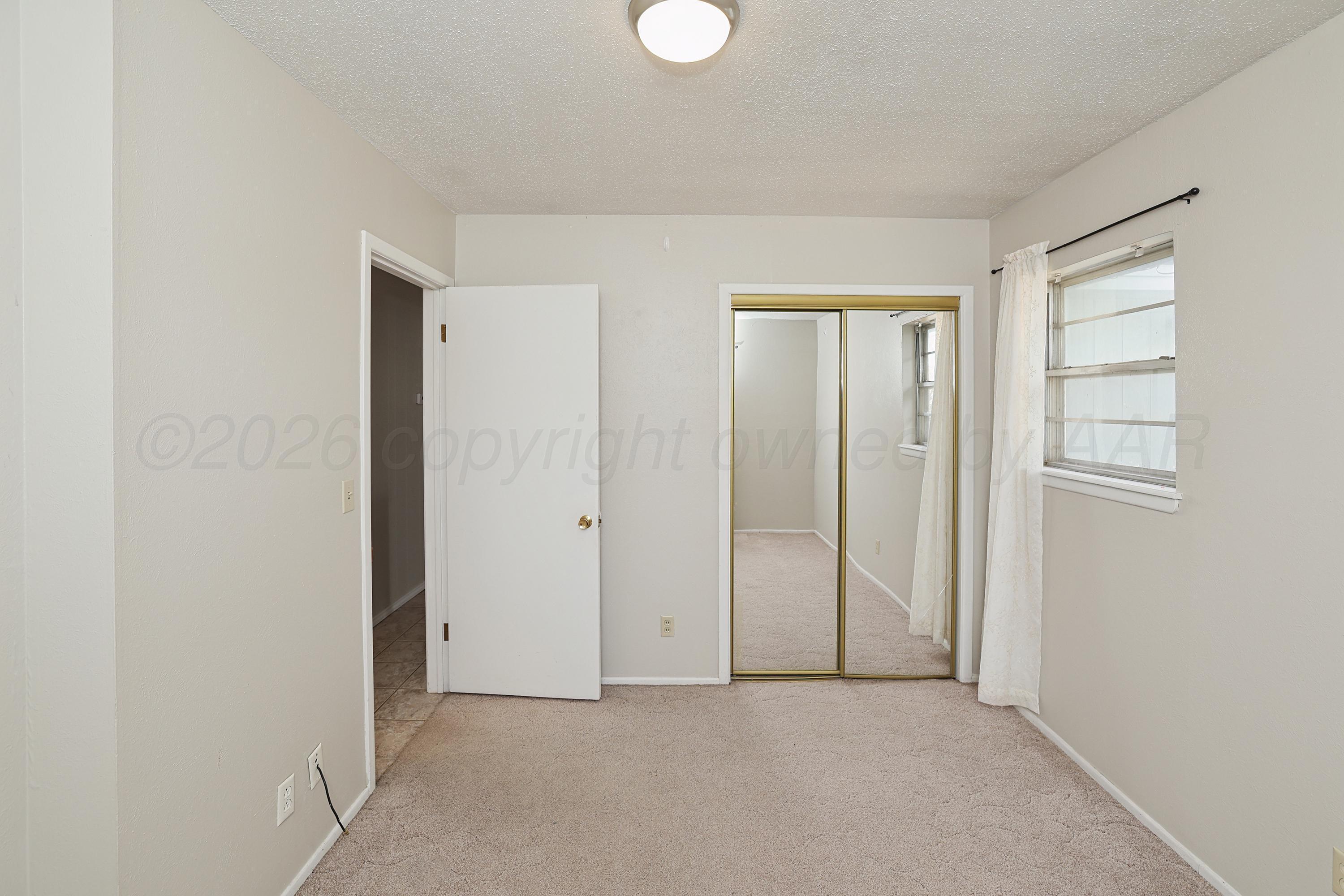1024 Northwest 9th Street Tulia, TX 79088 - Photo 22 of 41 22-1st Bedroom