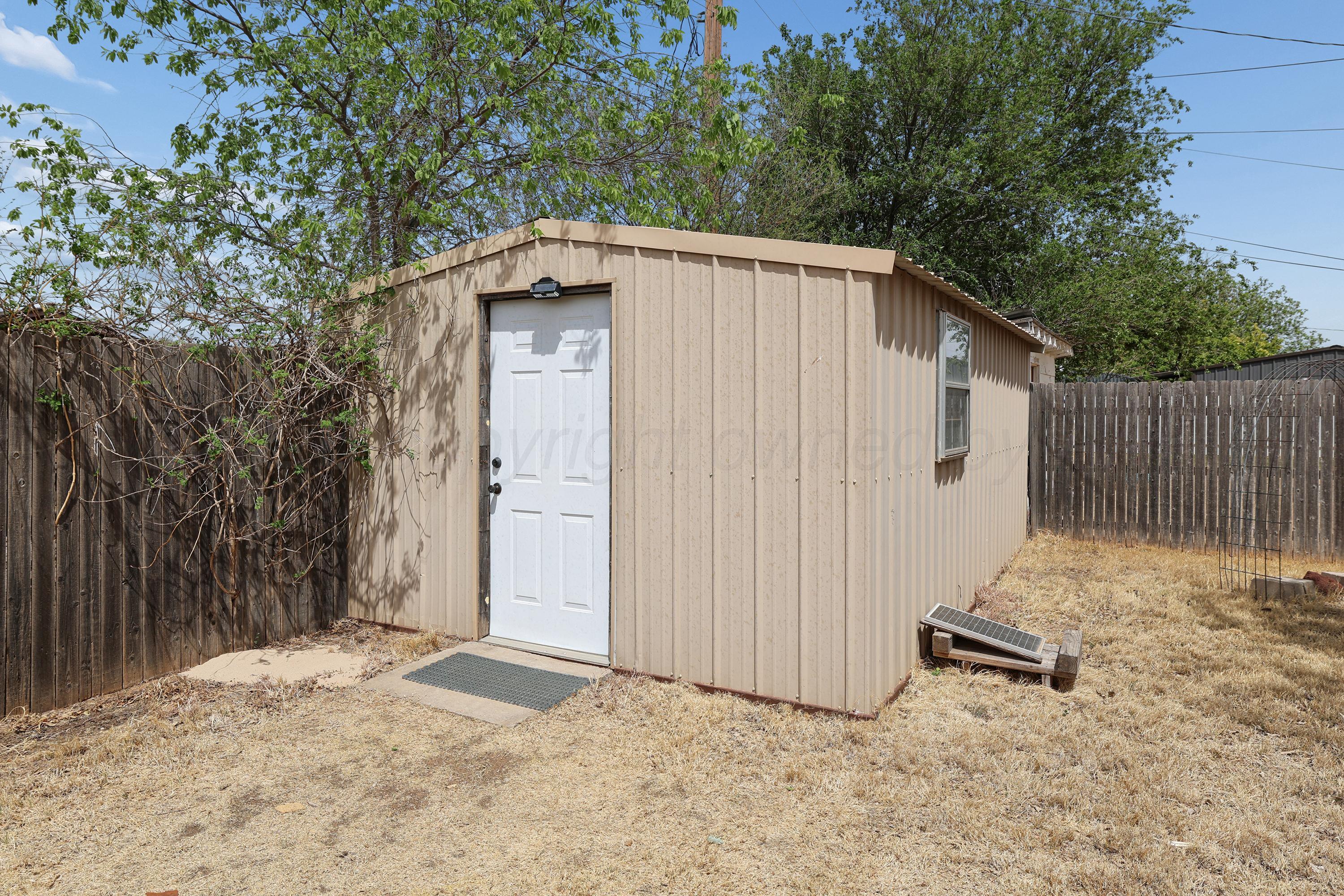 1024 Northwest 9th Street Tulia, TX 79088 - Photo 39 of 41 39-Large Storage Building