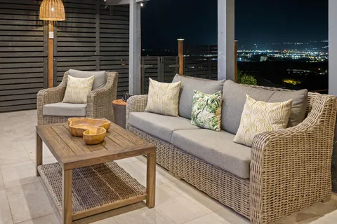 $2,100,000 | 295 Liholiho Street, Wailuku, HI 96793