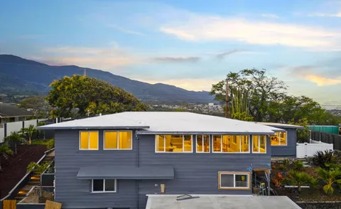 $2,100,000 | 295 Liholiho Street, Wailuku, HI 96793