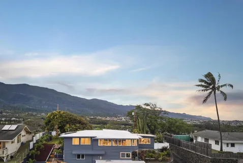 $2,100,000 | 295 Liholiho Street, Wailuku, HI 96793
