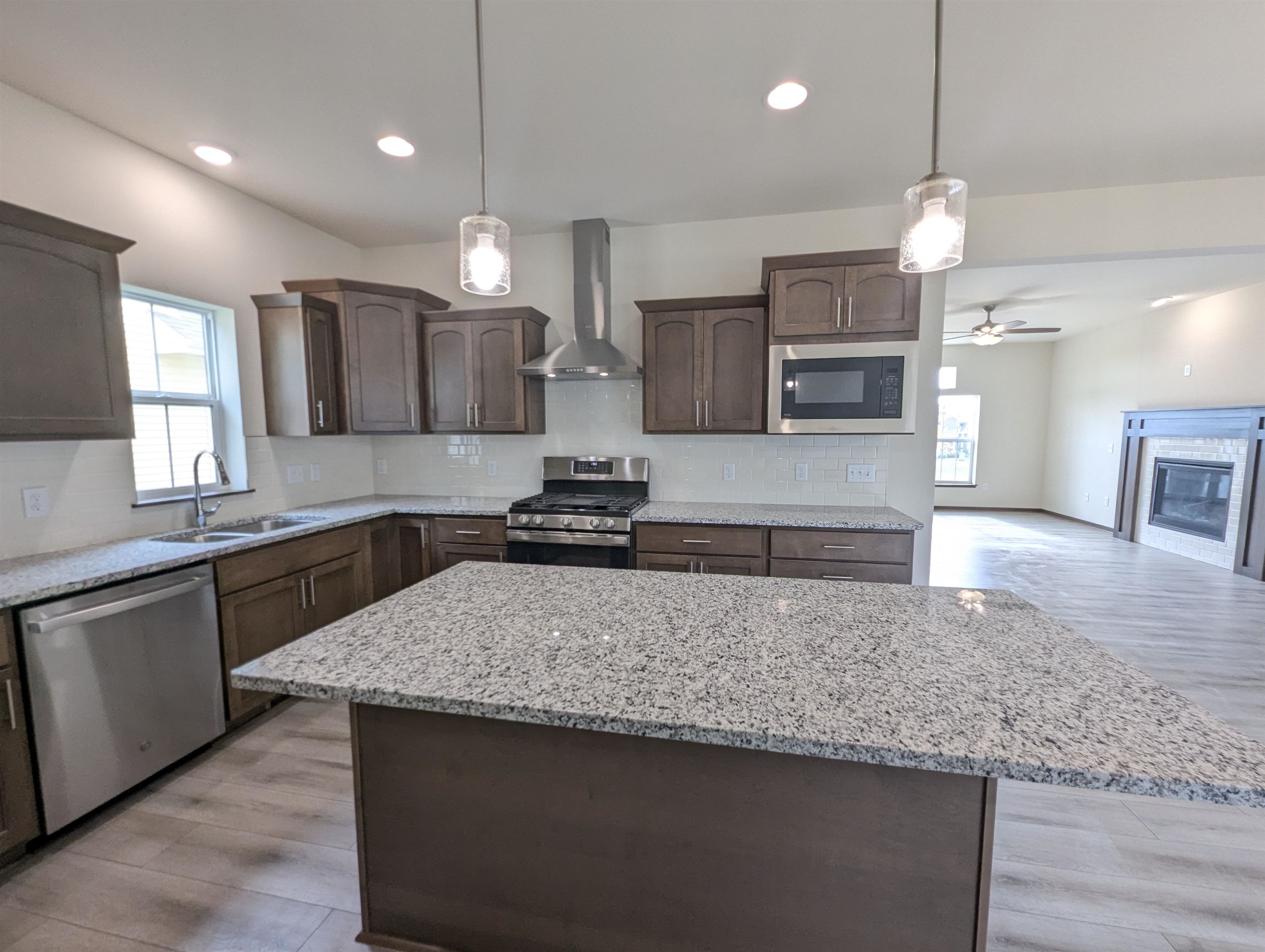 44 Windflower Way Mount Horeb, WI 53572 - Photo 16 of 78