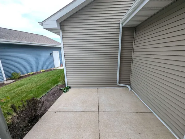 $448,000 | 44 Windflower Way, Mount Horeb, WI 53572