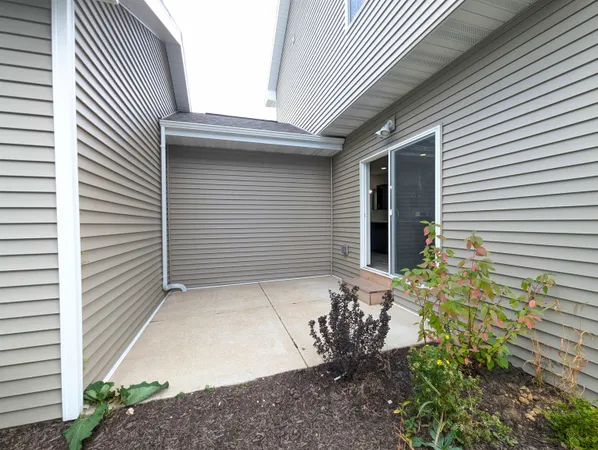 $448,000 | 44 Windflower Way, Mount Horeb, WI 53572