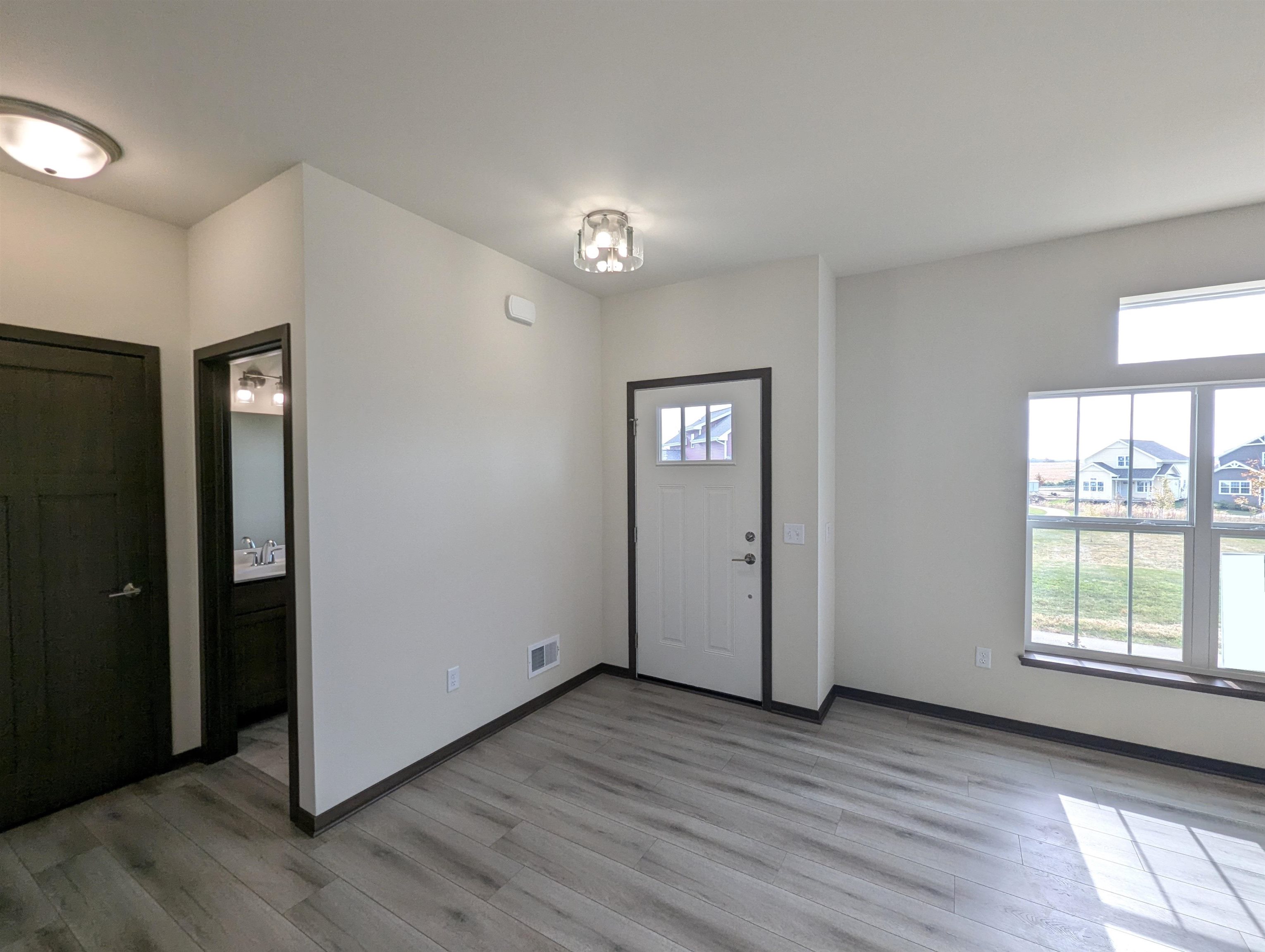 44 Windflower Way Mount Horeb, WI 53572 - Photo 6 of 78