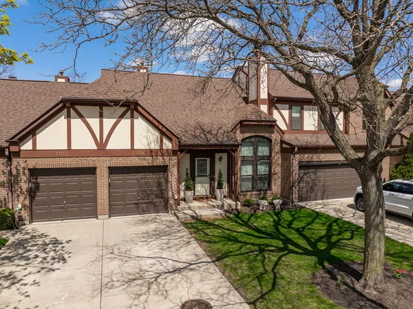 $360,000 | 11108 Westminster Drive, Westchester, IL 60154