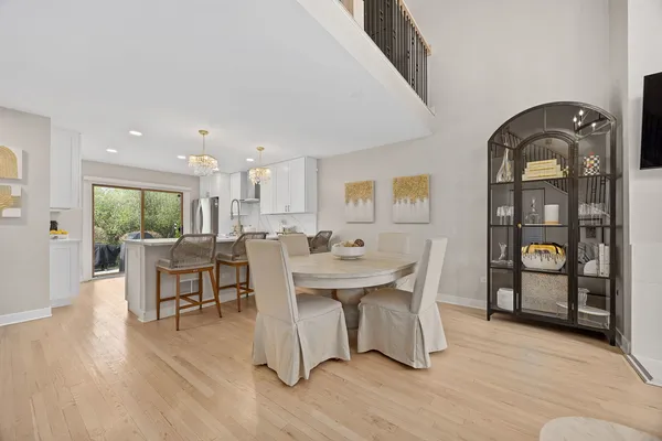 $360,000 | 11108 Westminster Drive, Westchester, IL 60154