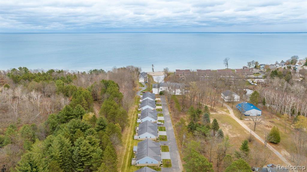 7266 Lakeshore Road Lakeport, MI 48059 - Photo 32 of 36