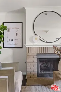 $1,650,000 | 2912 Montana Avenue, Unit 2, Santa Monica, CA 90403