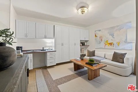 $1,650,000 | 2912 Montana Avenue, Unit 2, Santa Monica, CA 90403