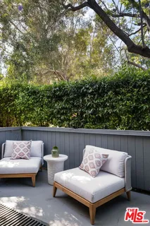 $1,650,000 | 2912 Montana Avenue, Unit 2, Santa Monica, CA 90403