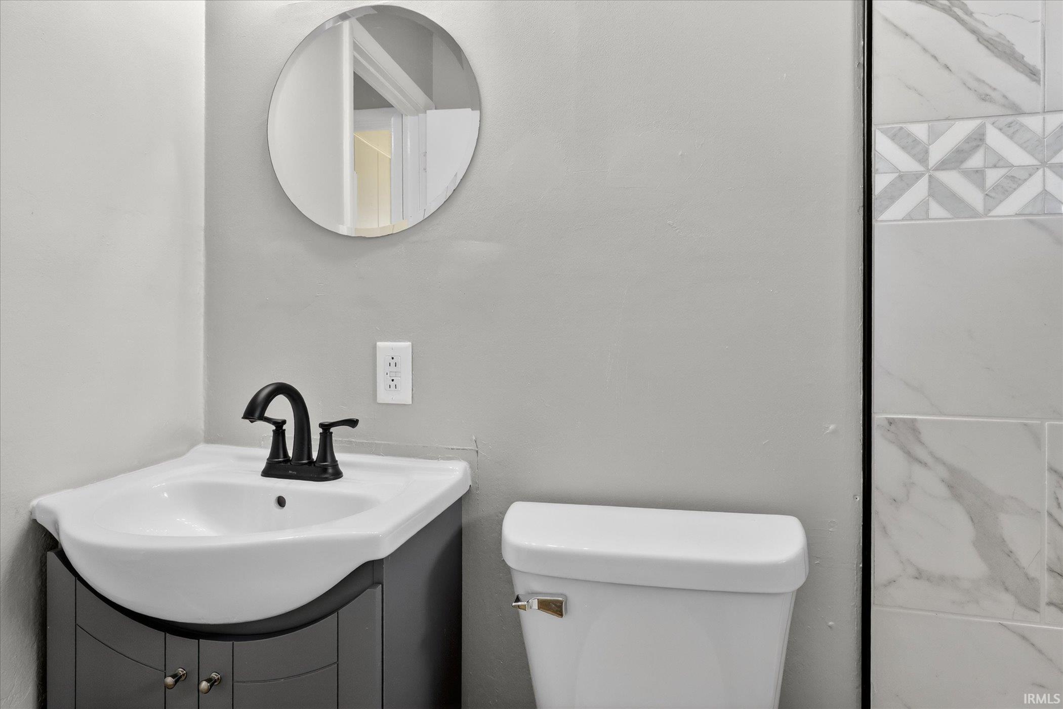 1403 East Ireland Road South Bend, IN 46614 - Photo 13 of 28