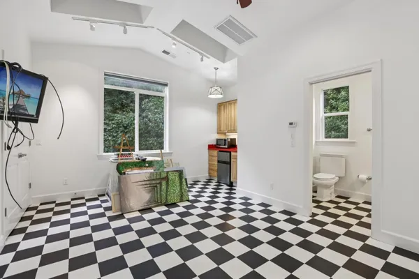 $979,000 | 14262 Laurel Place, Guerneville, CA 95446