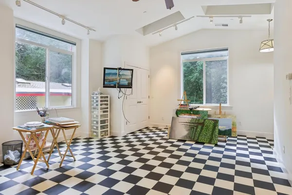 $979,000 | 14262 Laurel Place, Guerneville, CA 95446
