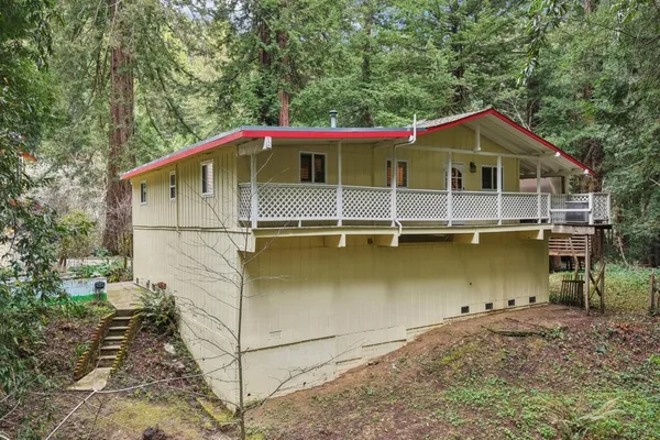 $979,000 | 14262 Laurel Place, Guerneville, CA 95446