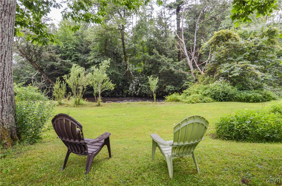 112 Trach Road Kunkletown, PA 18058 - Photo 26 of 33 a garden view with a seating space