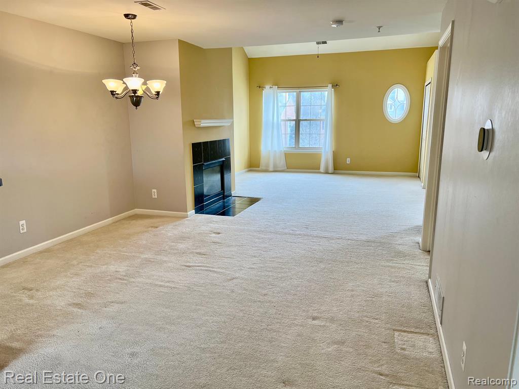 16918 Farmington Road Livonia, MI 48154 - Photo 8 of 21
