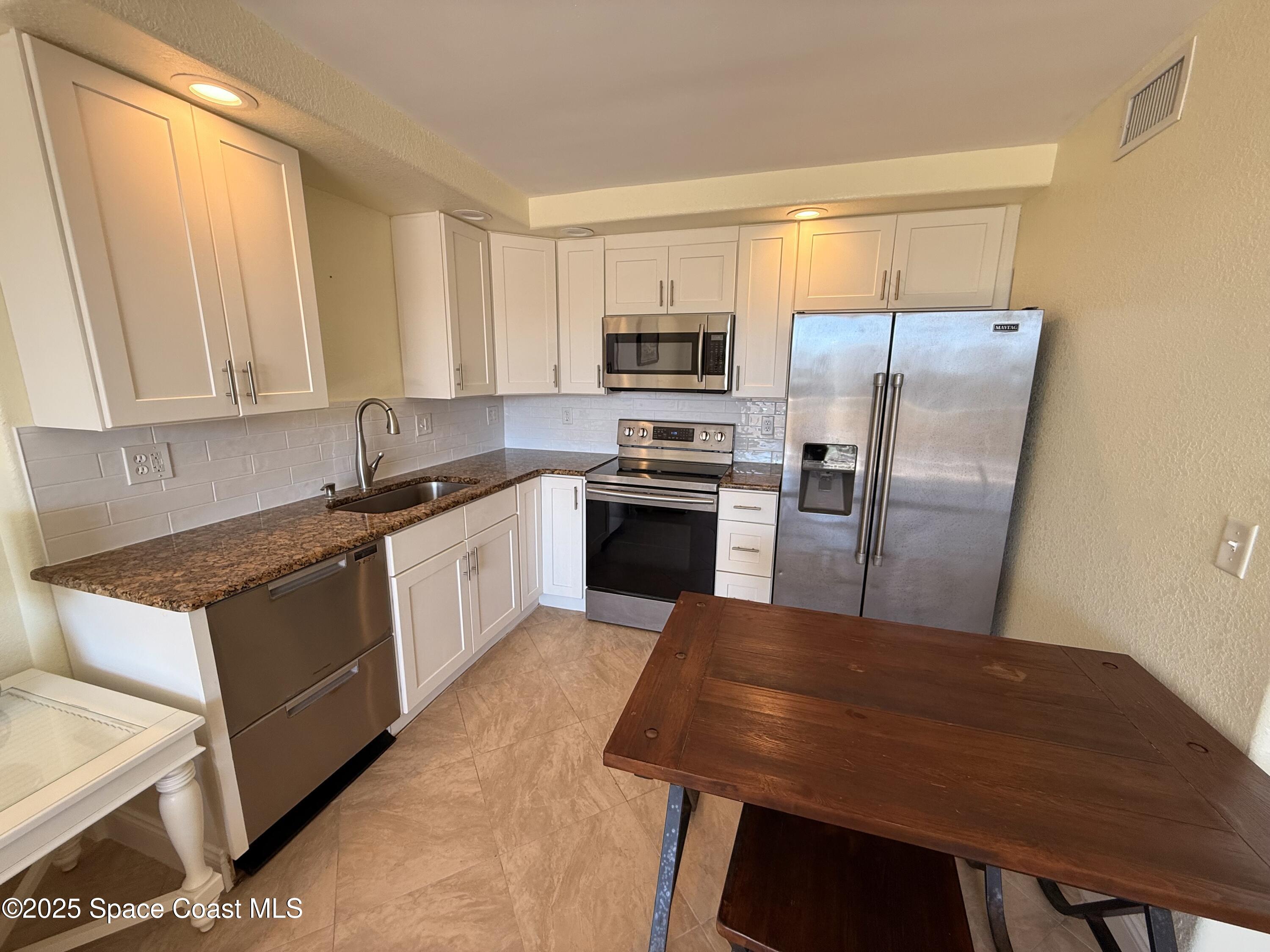 2020 North Atlantic Avenue, Unit 511S Cocoa Beach, FL 32931 - Photo 14 of 28 IMG_9355