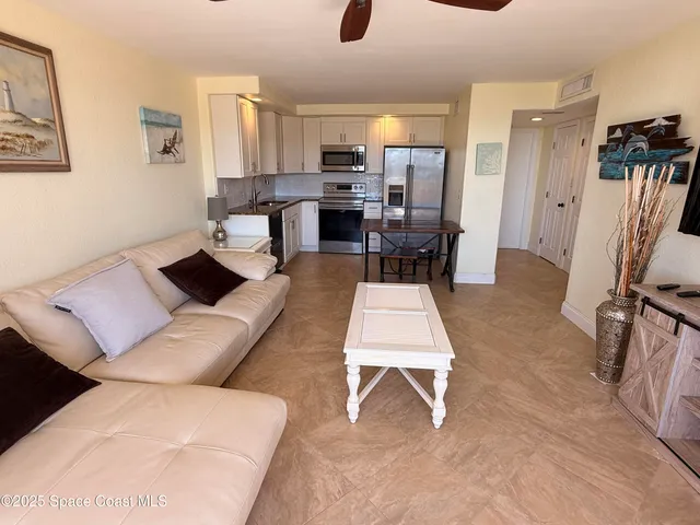 $2,100 | 2020 North Atlantic Avenue, Unit 511S, Cocoa Beach, FL 32931