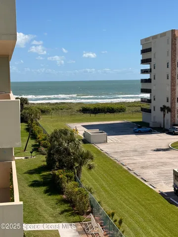 $2,100 | 2020 North Atlantic Avenue, Unit 511S, Cocoa Beach, FL 32931