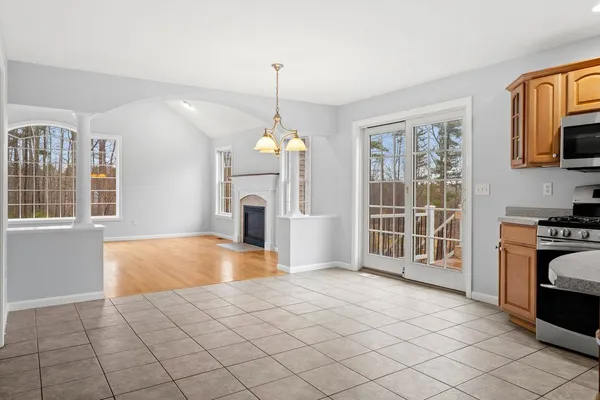 $800,000 | 18 Koper Lane, Pelham, NH 03076