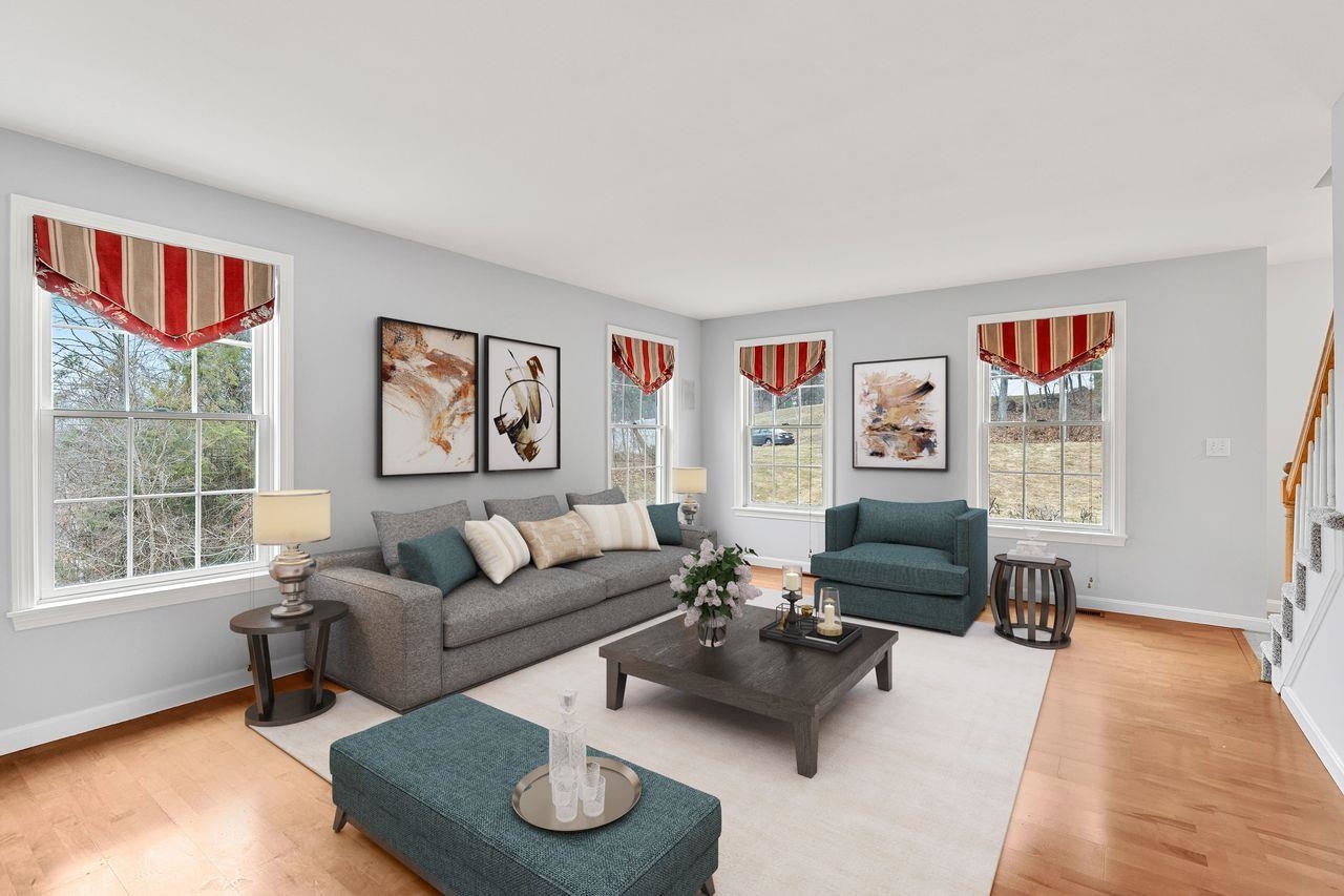 18 Koper Lane Pelham, NH 03076 - Photo 2 of 56