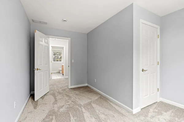 $800,000 | 18 Koper Lane, Pelham, NH 03076