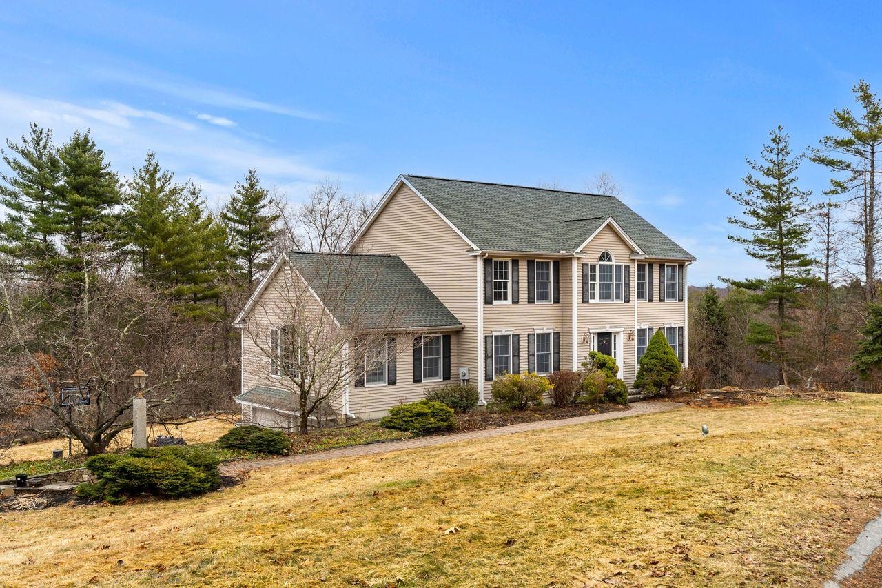 18 Koper Lane Pelham, NH 03076 - Photo 54 of 56