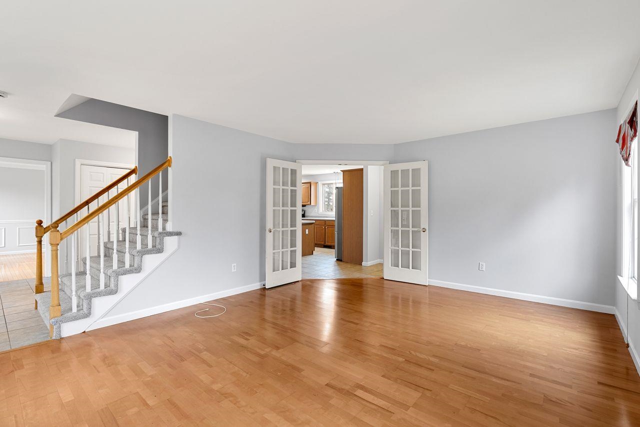 18 Koper Lane Pelham, NH 03076 - Photo 7 of 56