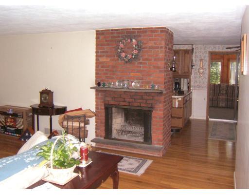 47 Old Stage Road Chelmsford, MA 01824 - Photo 13 of 24 Gallery Image 13
