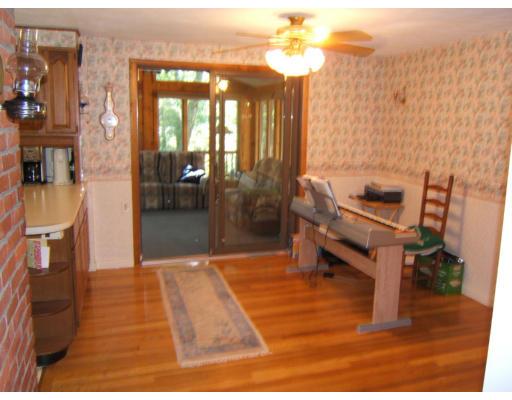 47 Old Stage Road Chelmsford, MA 01824 - Photo 16 of 24 Gallery Image 16