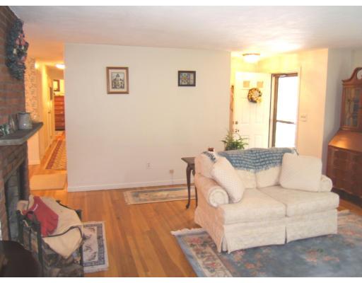 47 Old Stage Road Chelmsford, MA 01824 - Photo 10 of 24 Gallery Image 10