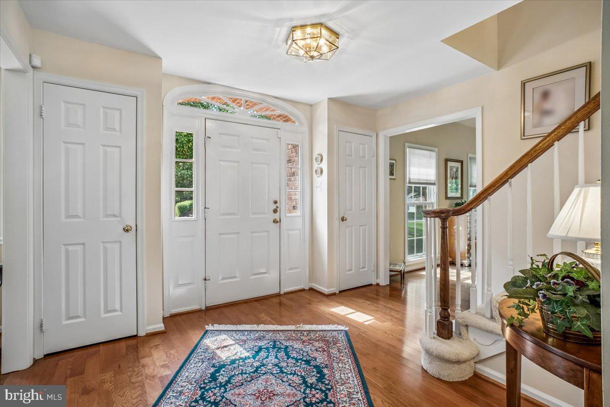 7606 Rustle Ridge Court Fairfax Station, VA 22039 - Photo 5 of 57