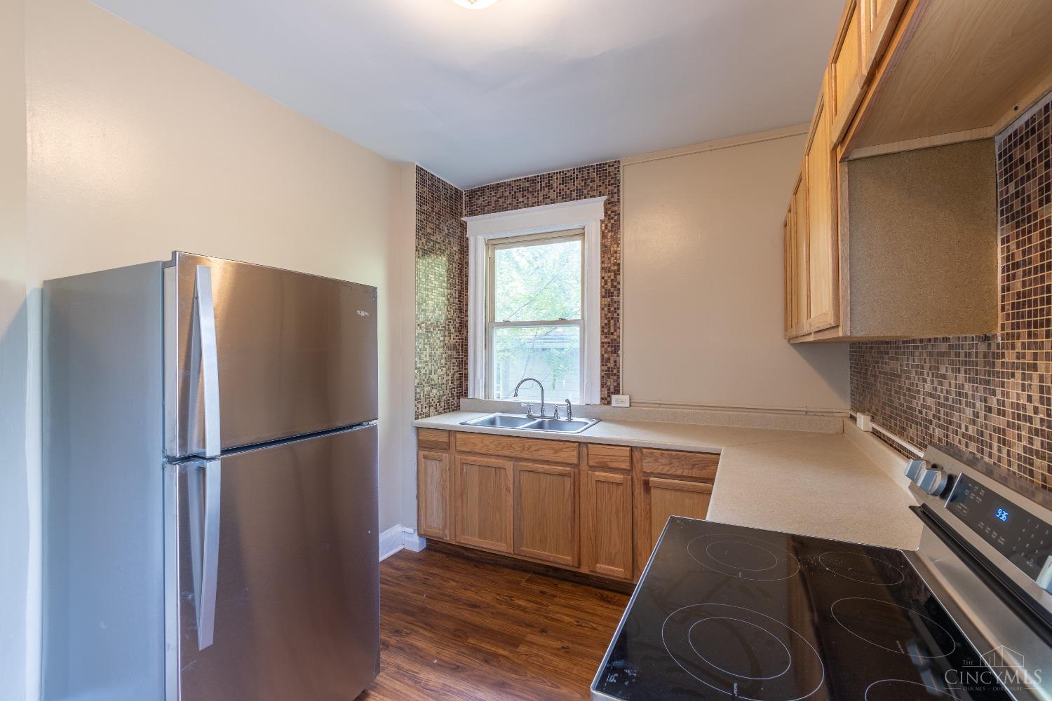 2215 Reading Road Cincinnati, OH 45219 - Photo 21 of 35 Gallery Image 21