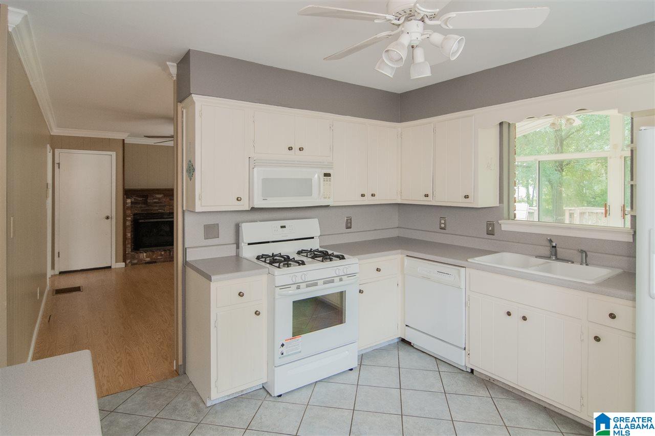 3444 Loch Ridge Drive Hoover, AL 35216 - Photo 13 of 37