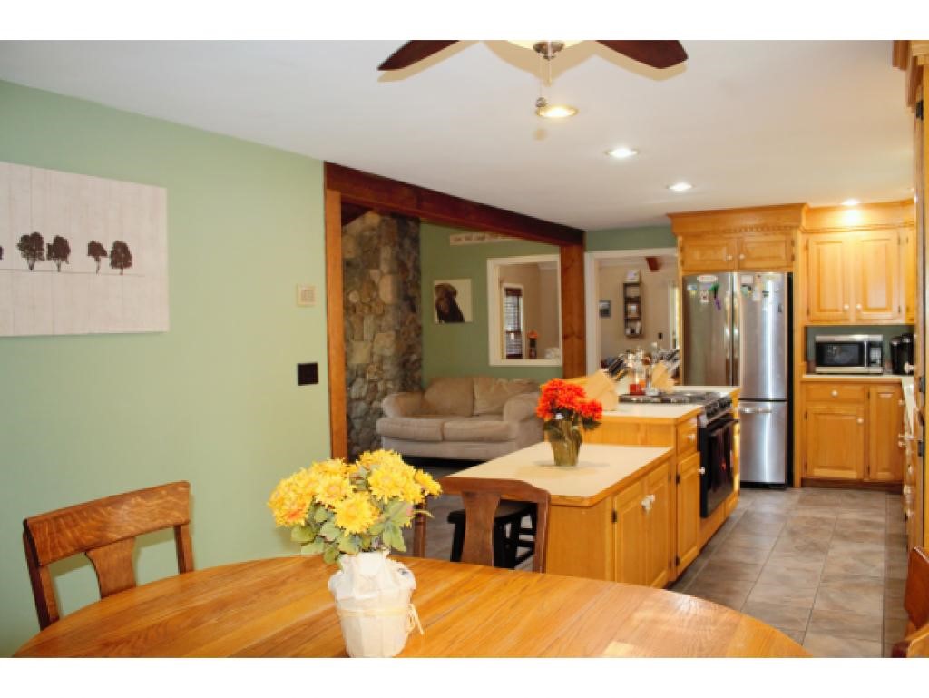 3 Sawyer Road Hampstead, NH 03841 - Photo 20 of 36