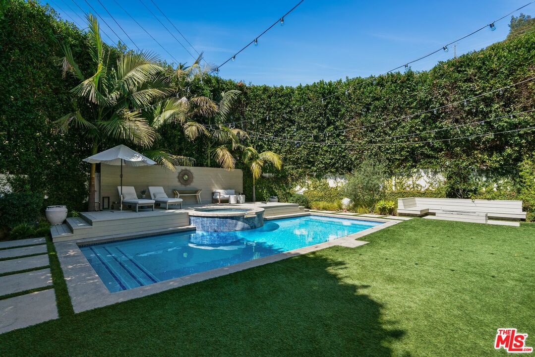 12090 Chalon Road Los Angeles, CA 90049 - Photo 41 of 47 Gallery Image 41