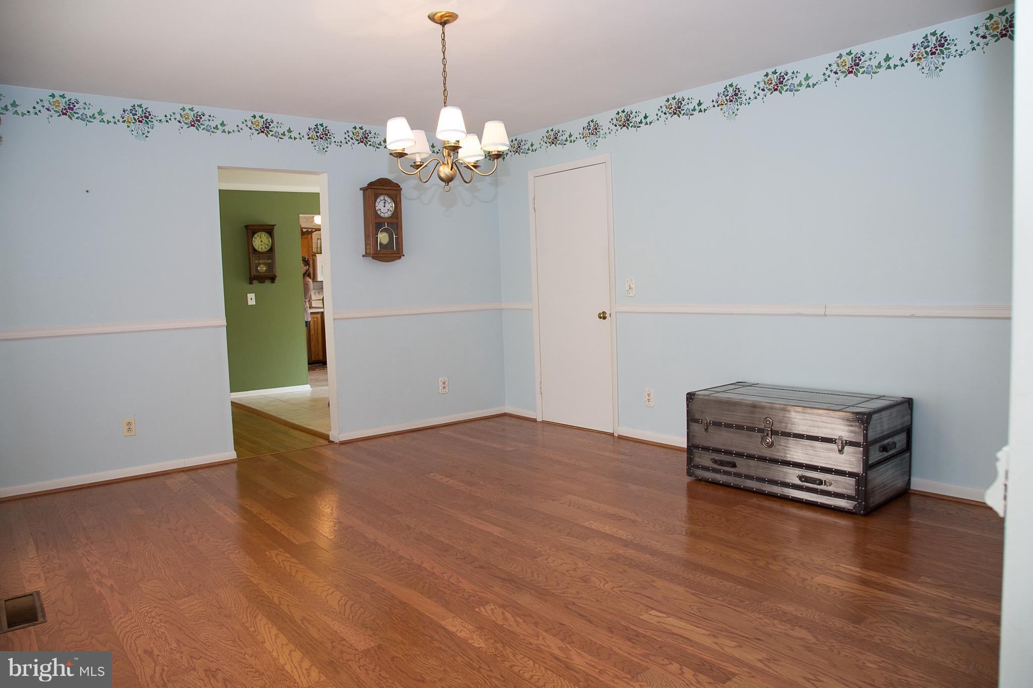 18177 Joplin Road Triangle, VA 22172 - Photo 12 of 30 Dining Room