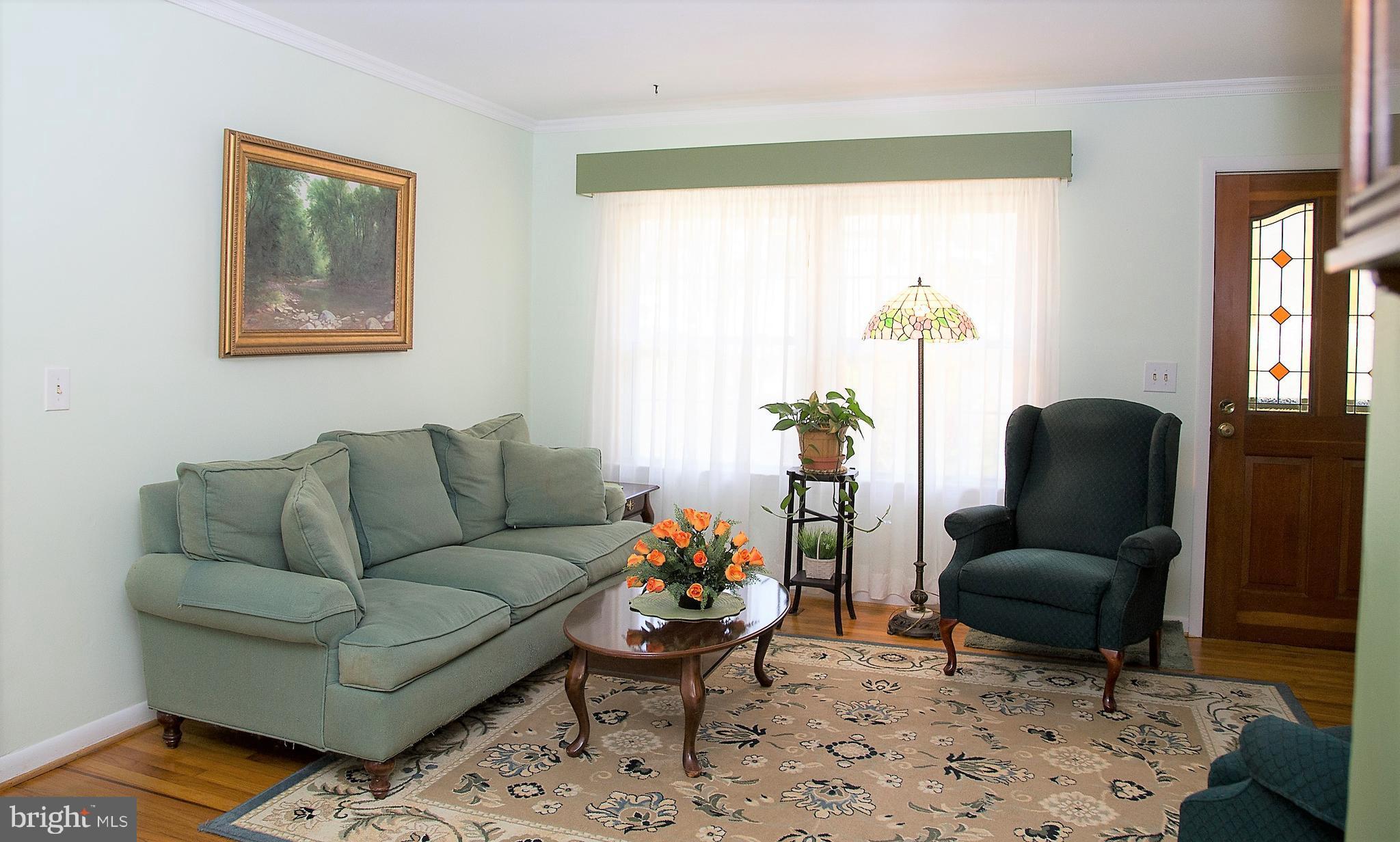 18177 Joplin Road Triangle, VA 22172 - Photo 7 of 30 Living Room