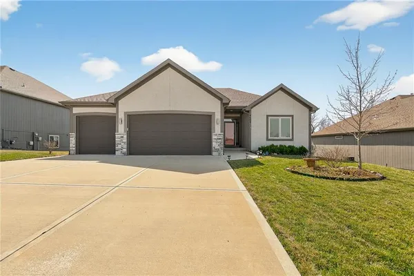 $485,000 | 4609 Northwest 141st Terrace, Platte City, MO 64079