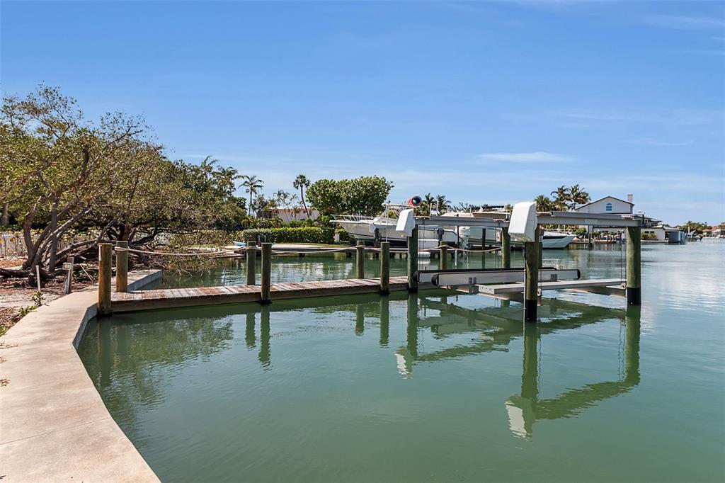 0 Roberts Point Road Sarasota, FL 34242 - Photo 4 of 15