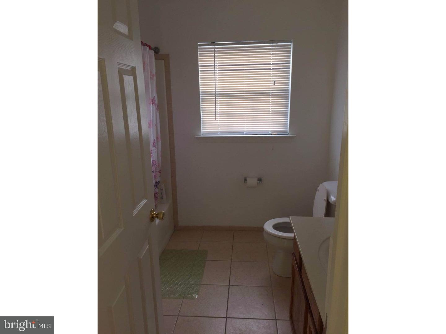 2718 Springhouse Road Philadelphia, PA 19114 - Photo 7 of 18 Gallery Image 7
