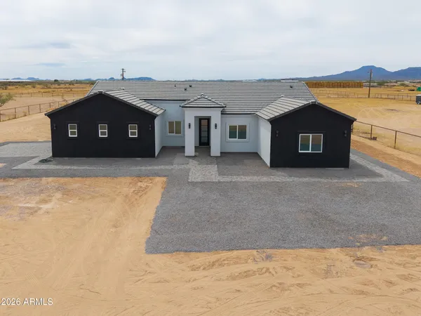 $519,900 | 43419 West Carefree Place, Stanfield, AZ 85172