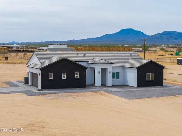 $519,900 | 43419 West Carefree Place, Stanfield, AZ 85172