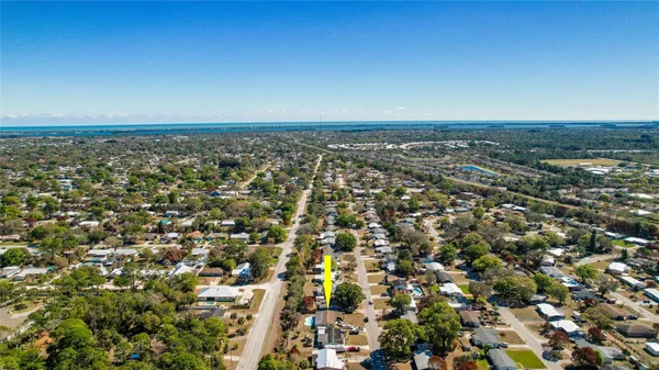 $280,000 | 2424 1st Place Southwest, Vero Beach, FL 32962