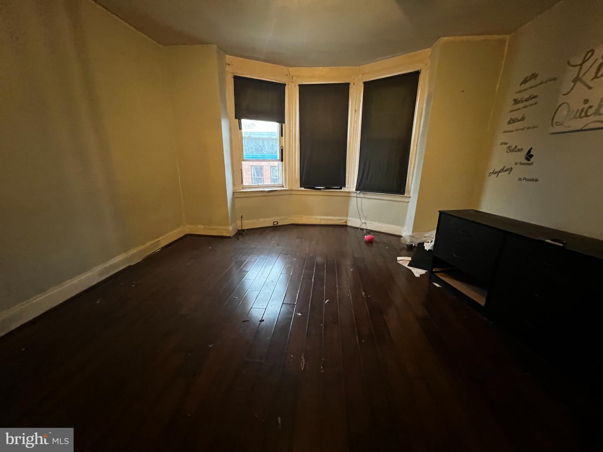 50 South 60th Street Philadelphia, PA 19139 - Photo 14 of 20 Living Room