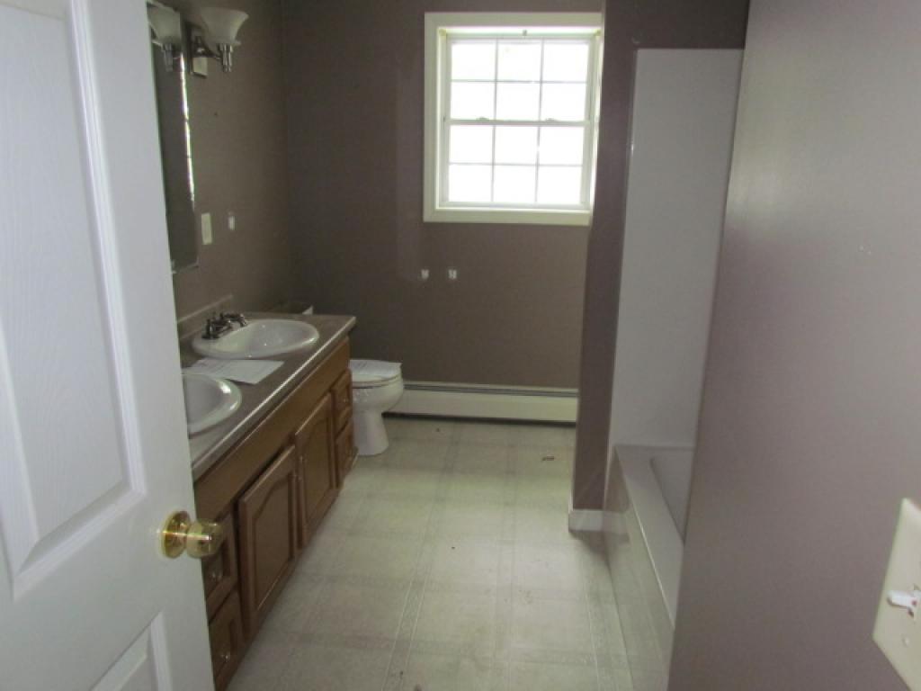 189 Ridge Road Northwood, NH 03261 - Photo 6 of 8